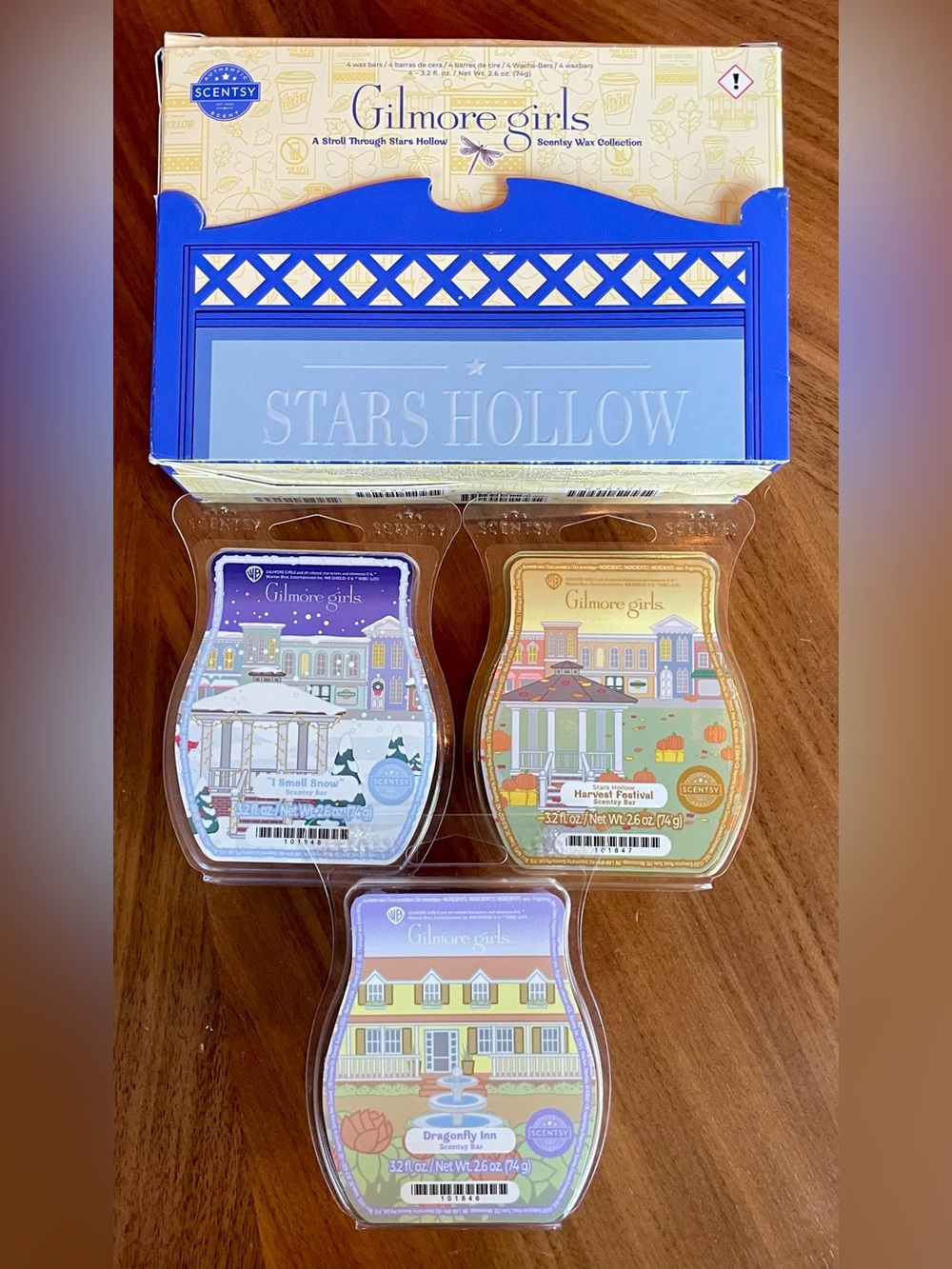 3 bars and box Scentsy Gilmore Girls Wax Bars I smell snow dragonfly inn harvest
